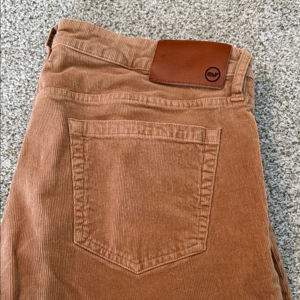 Vineyard Vines khaki Corduroy Pants 32/32